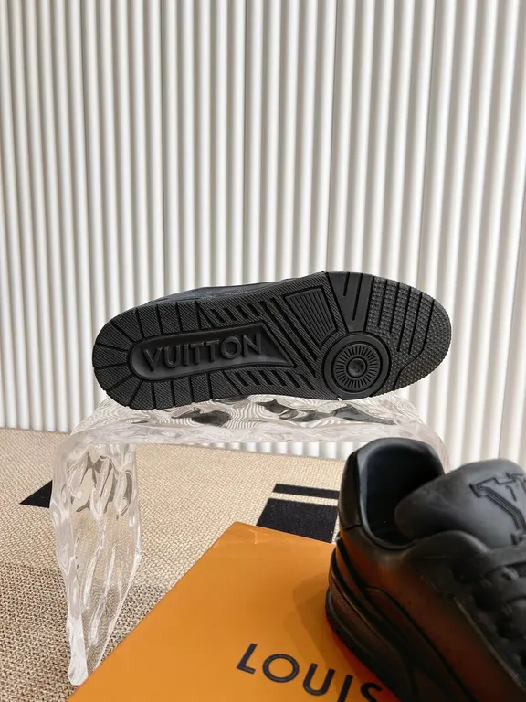 Louis Vuitton Shoe 